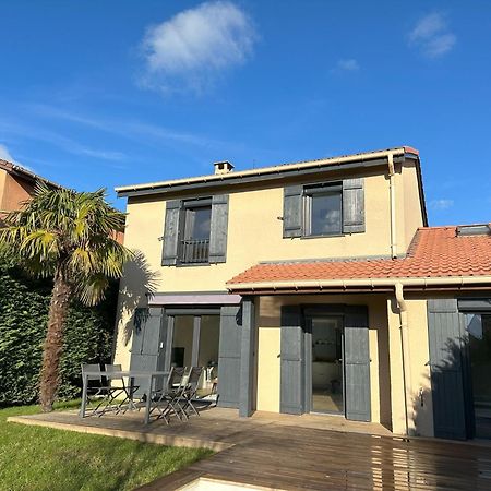 Sunny House - Villa 4 Chambres - Saint Genis Les Ollieres Exterior photo