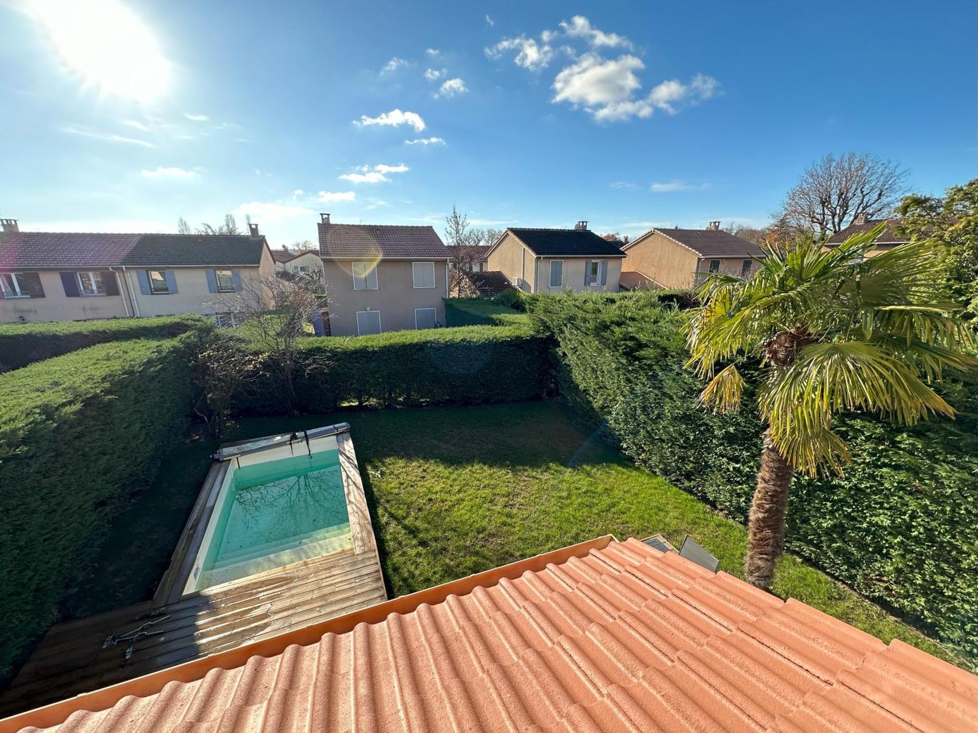 Sunny House - Villa 4 Chambres - Saint Genis Les Ollieres Exterior photo